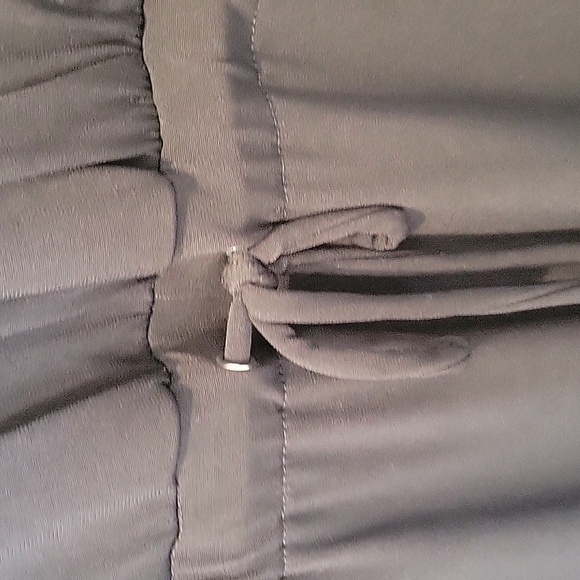 New York and Company jumpsuit L - Picture 3 of 8